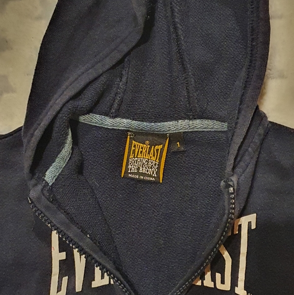 Size 1 EVERLAST hooded jacket - Picture 4 of 4